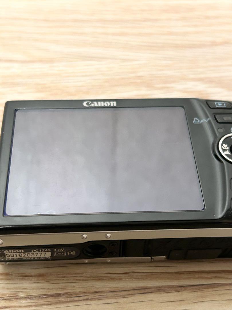 Canon IXY Digital 910 is コンパクトカメラ
