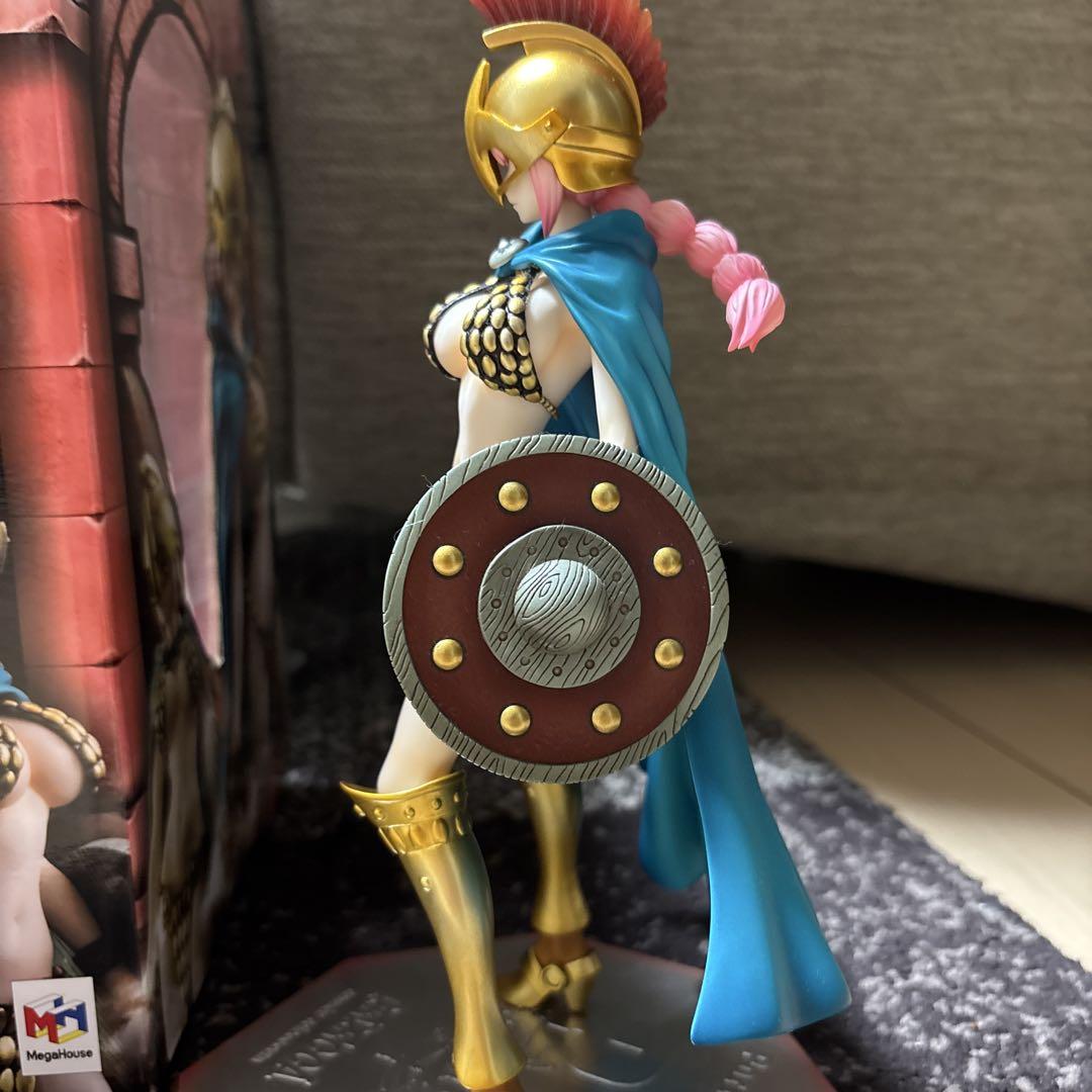 ワンピース POP フィギュア レベッカ