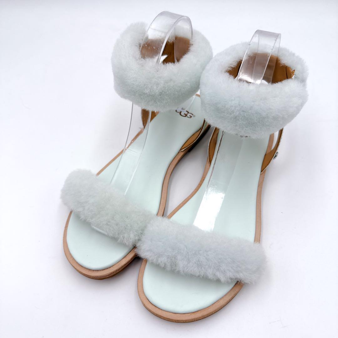 ✨極美品✨UGG アグ フラッフ スプリングス サンダル 23cm