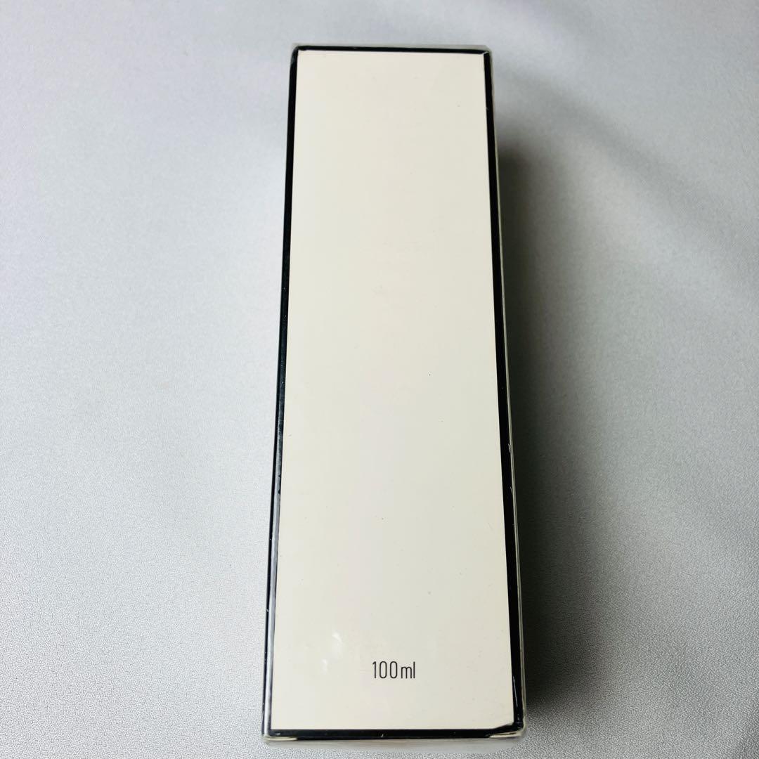 未開封　シャネル　香水　N°19 EAU DE TOILETTE 100ml
