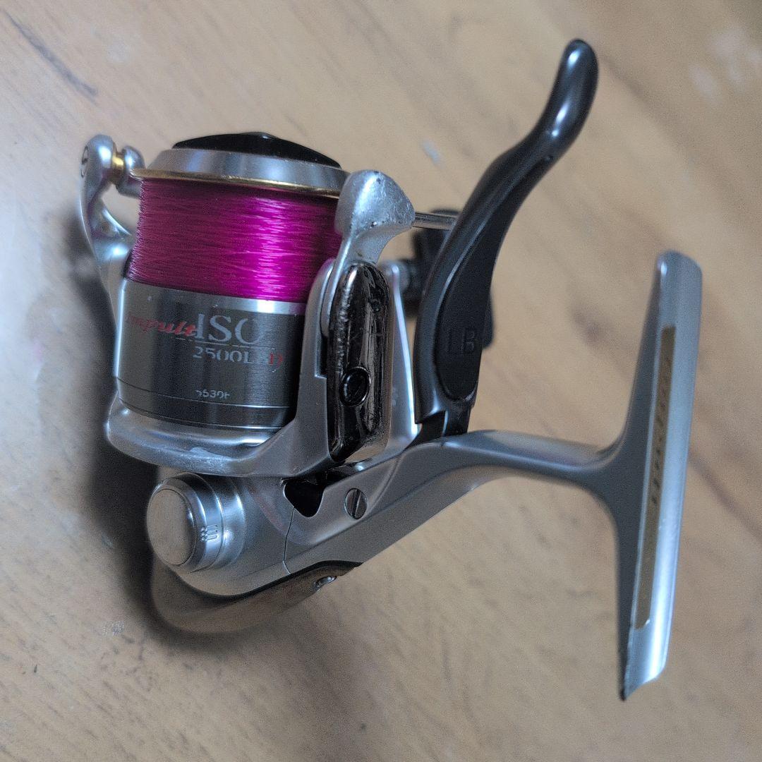 DAIWA ダイワ TOUNAMENTインパルトにスプール2500LBD