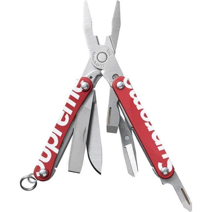 Supreme Leatherman Squirt PS4 Multitool