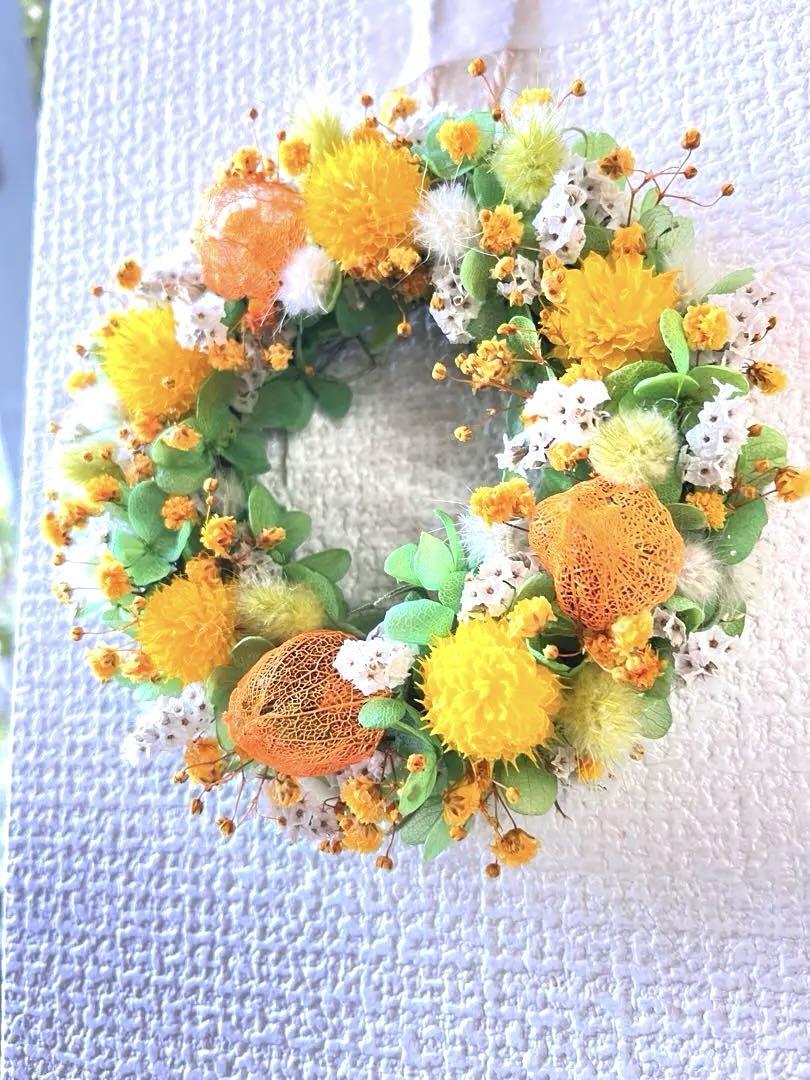 オレンジ色のリース　元気の出るビタミンカラー　プレゼントにも！　箱入りです