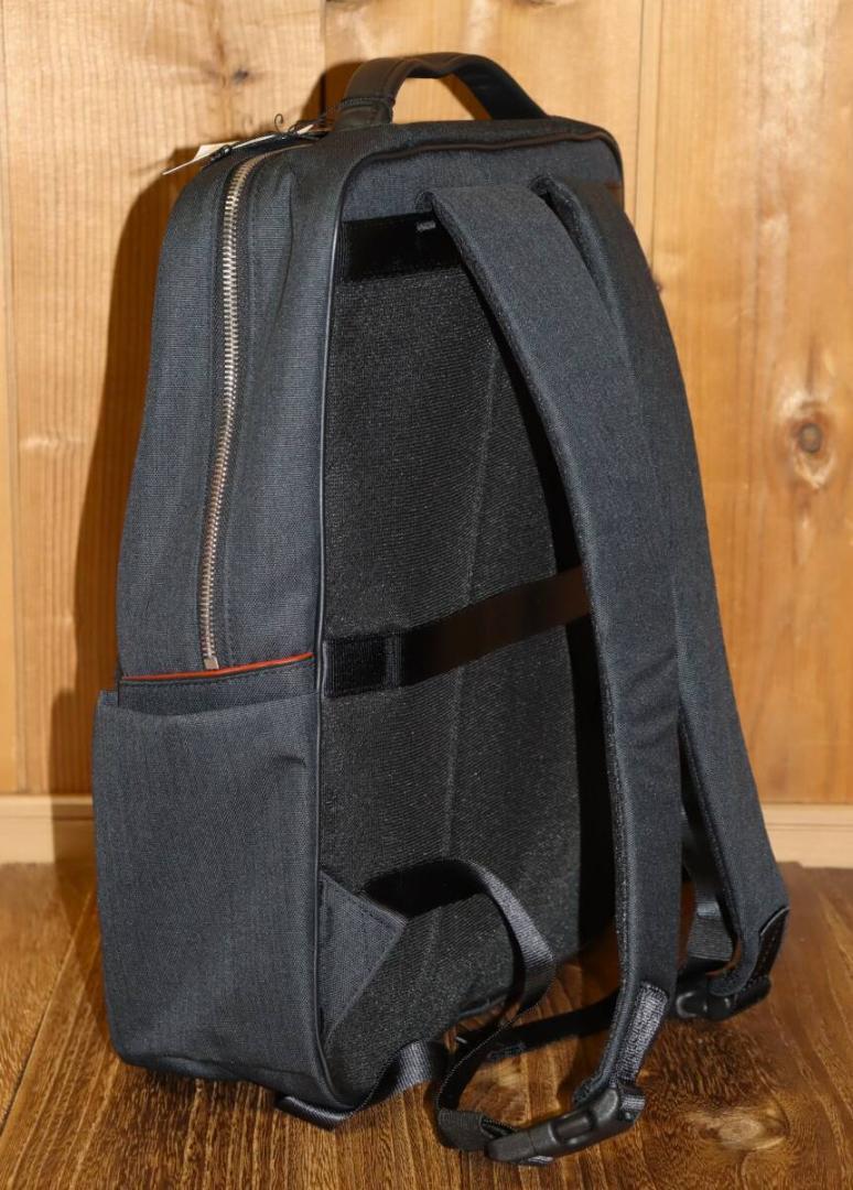 新品　IS/IT ビジネスリュック B4 撥水 税込定価2万6400円　Ⓗ