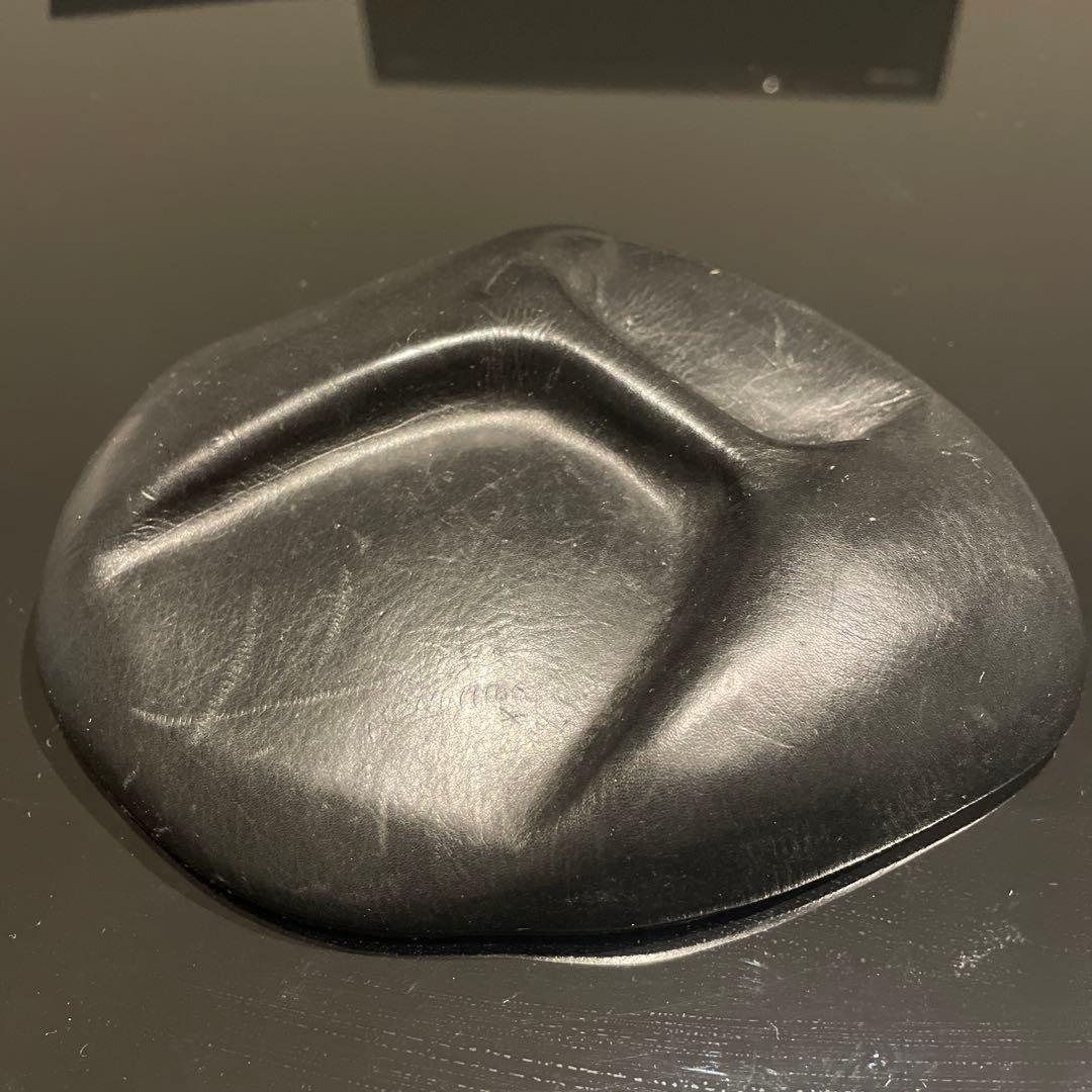 黒のレザー調アクセサリーケース　ザロウ　ジルサンダー　エルメス　制作費20万