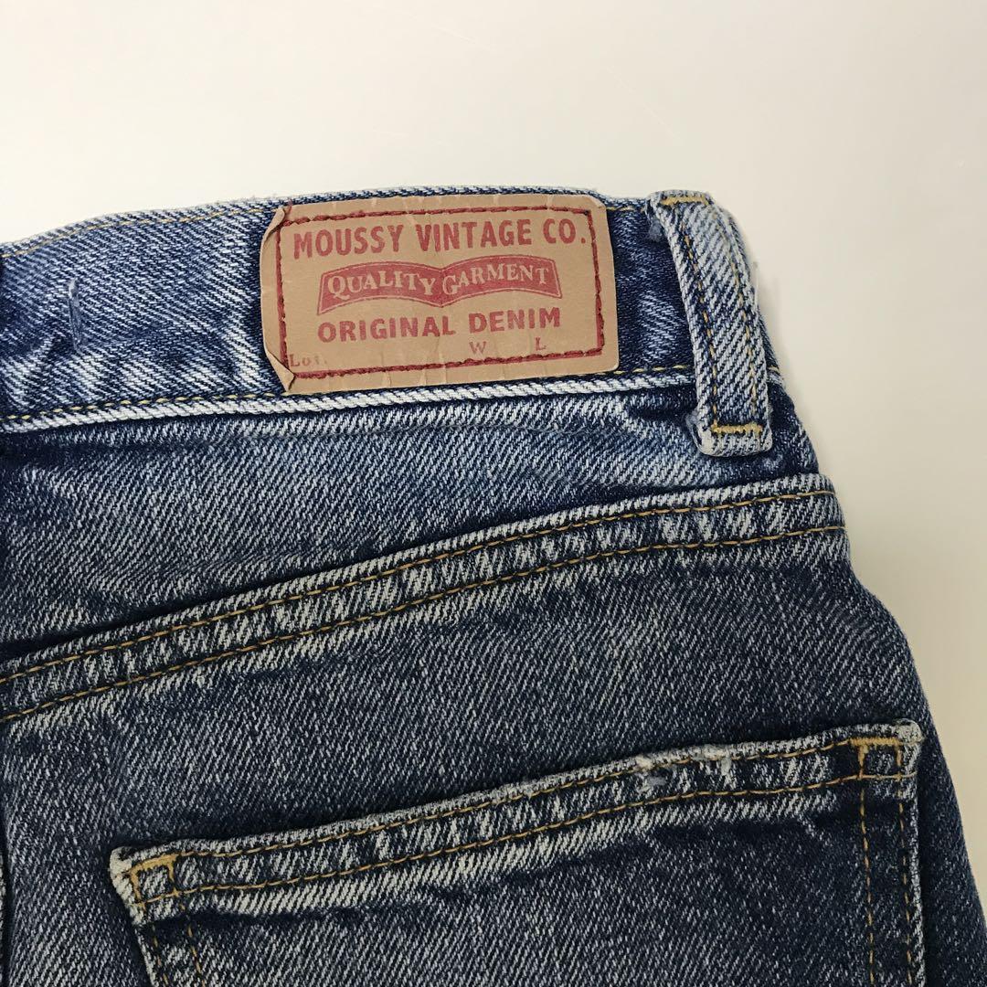 MOUSSY フリンジ付き　ハイウエストショートパンツ　デニム　ビンテージ加工