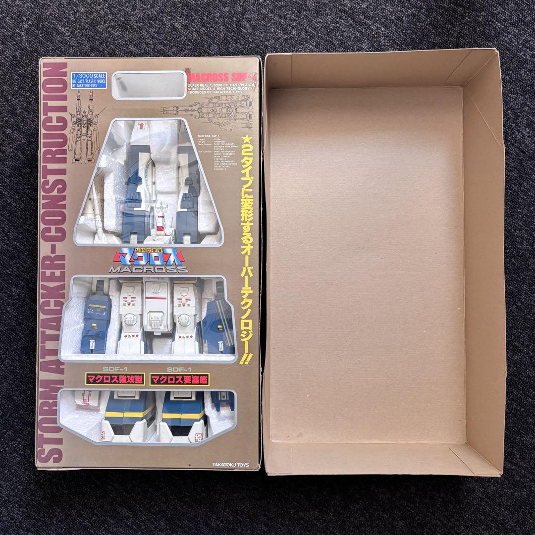 タカトク SDF-1 強攻型 超時空要塞マクロス バルキリー 超合金