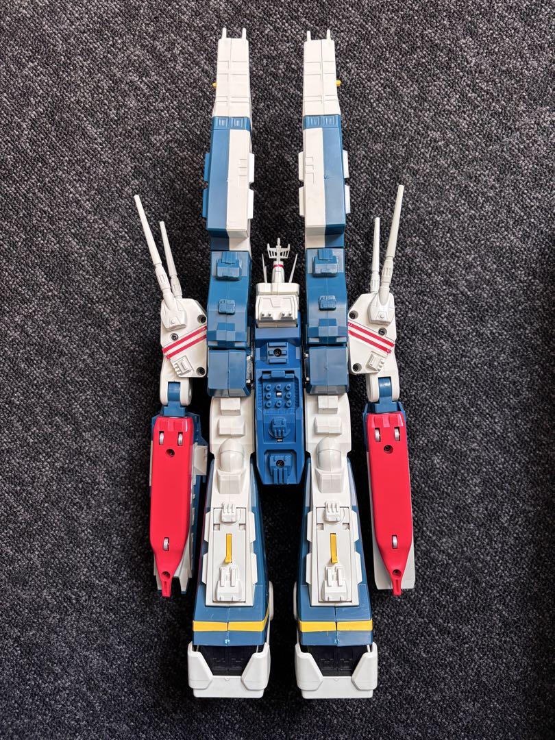 タカトク SDF-1 強攻型 超時空要塞マクロス バルキリー 超合金