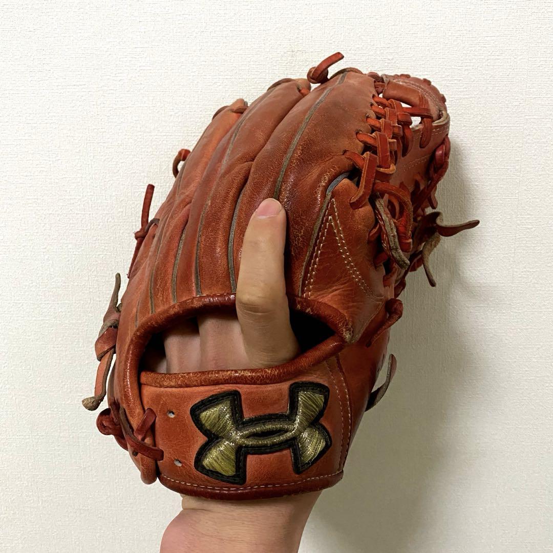 最終値下げ！日曜日まで！ アンダーアーマー 軟式用グローブ