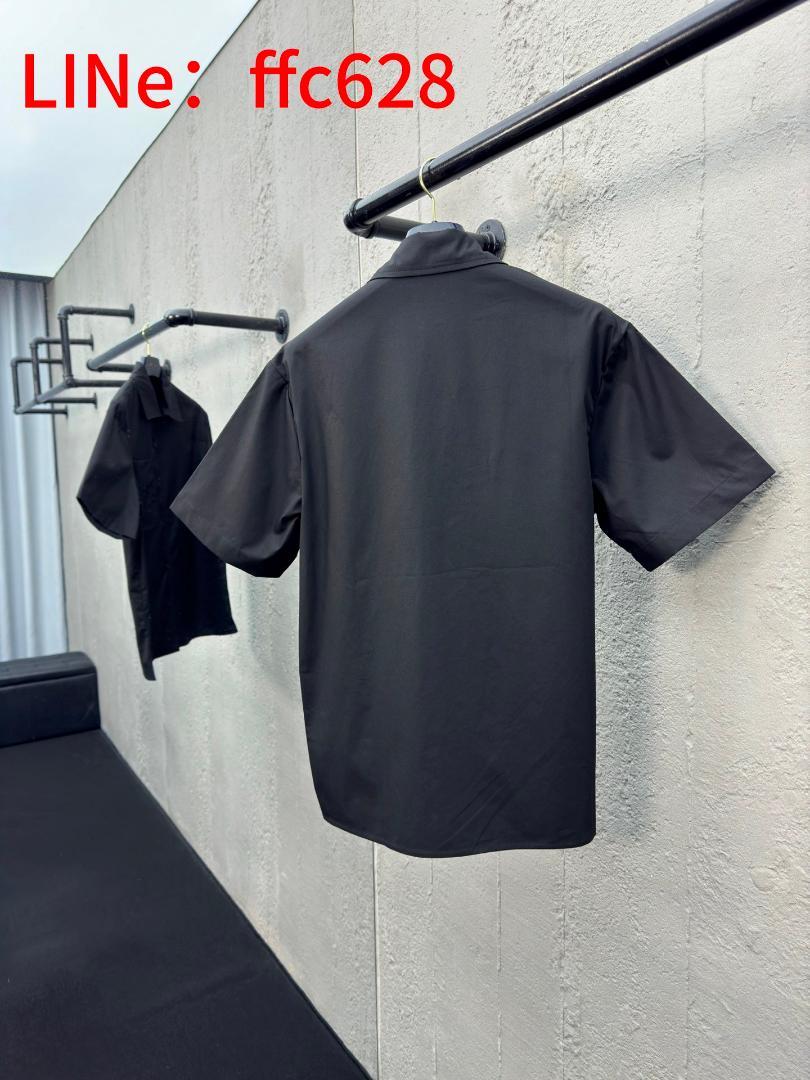 専用LOUIS VUITTON ルイヴィトンQ 専用LOUIS VUITTON ルイヴィトンQ