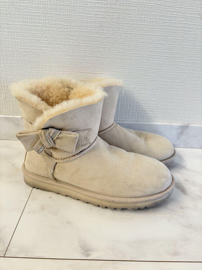 おすすめ UGG リボン付き ベージュ ムートンブーツ人気 靴