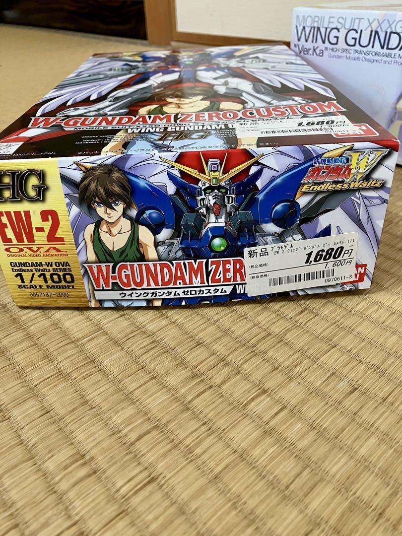 ガンプラ　ウイングガンダム　ゼロカスタム　HG