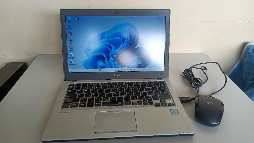 ⭐️ノートパソコン NEC 第六世代Core i5 SSD128G メモリ8G - メルカリ