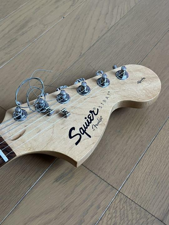 最終値下げ‼︎Squier byfender AffinityST美品オマケ付き - メルカリ 最終値下げ‼︎Squier byfender AffinityST美品オマケ付き - メルカリ