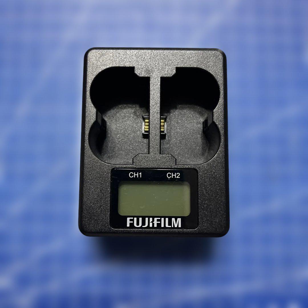 FUJIFILM 純正デュアルバッテリーチャージャー BC-W235