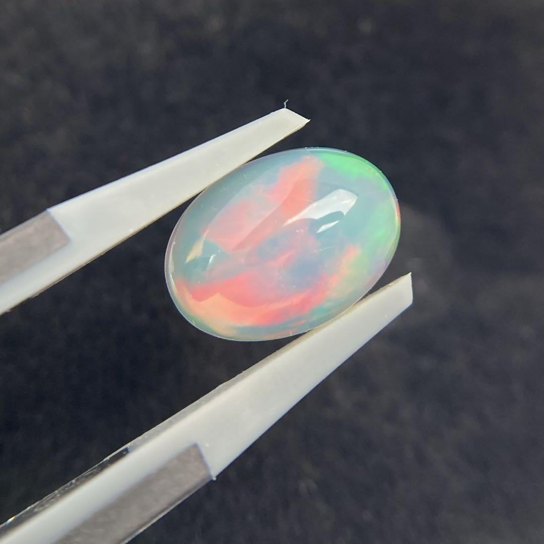 ヴィヴィッド遊色♡ 天然オパール　1.44ct ルース　カボション　裸石　宝石