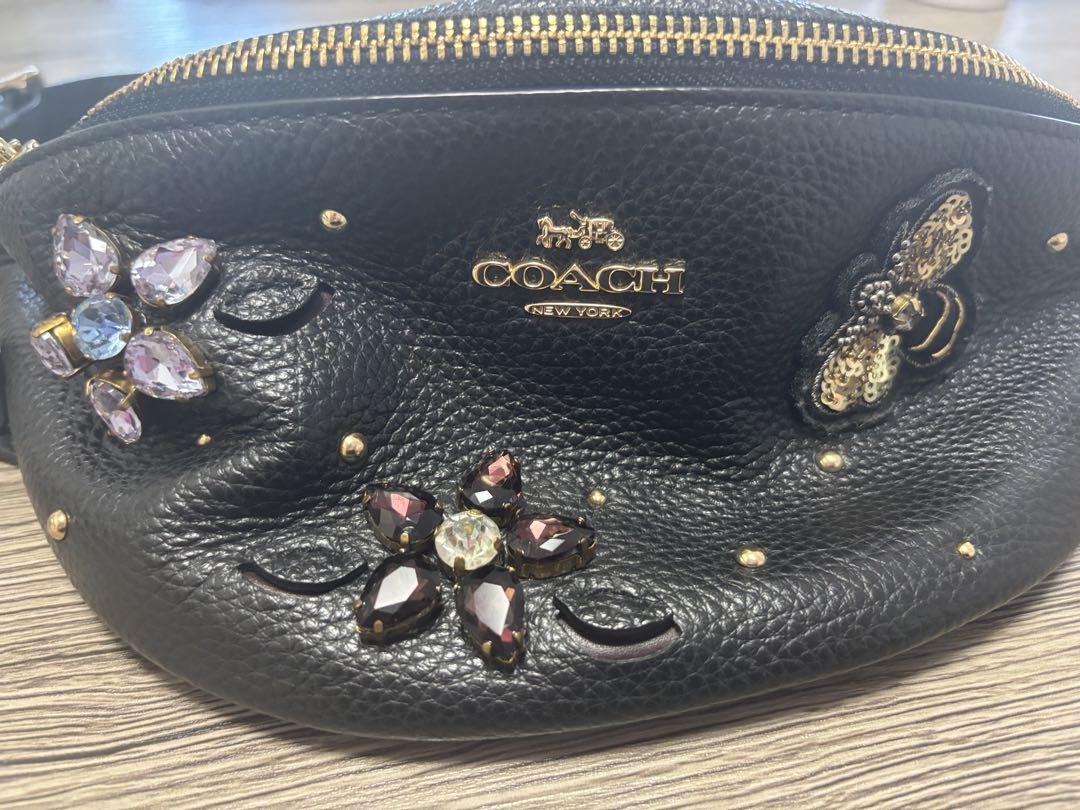 未使用　COACH 2wayボディバッグ ストーン 日本未発売