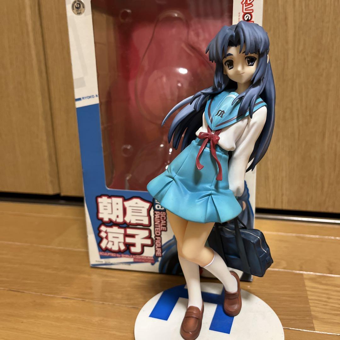 涼宮ハルヒの憂鬱 朝倉涼子 1/8 完成品フィギュア 涼宮ハルヒの憂鬱 朝倉涼子 1/8 完成品フィギュア