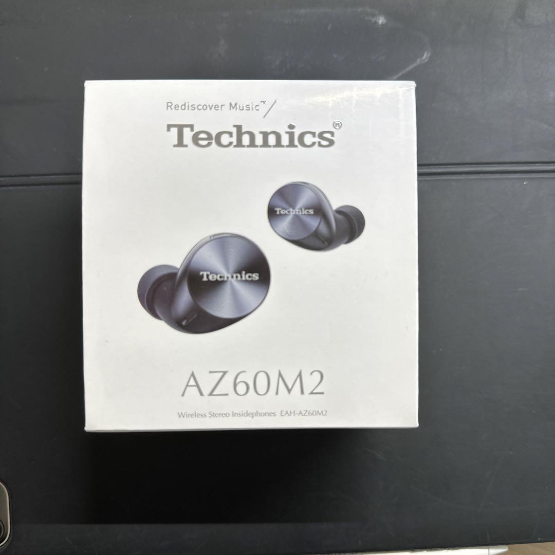 Technics AZ60M2