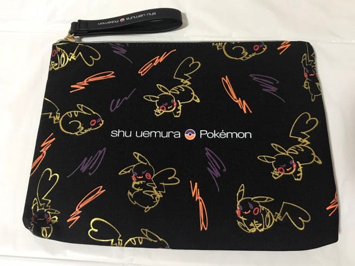 メルカリ Shu Uemura シュウウエムラ ポケモンコラボ ピカチュウ ポーチ コスメ 香水 美容 3 500 中古や未使用のフリマ