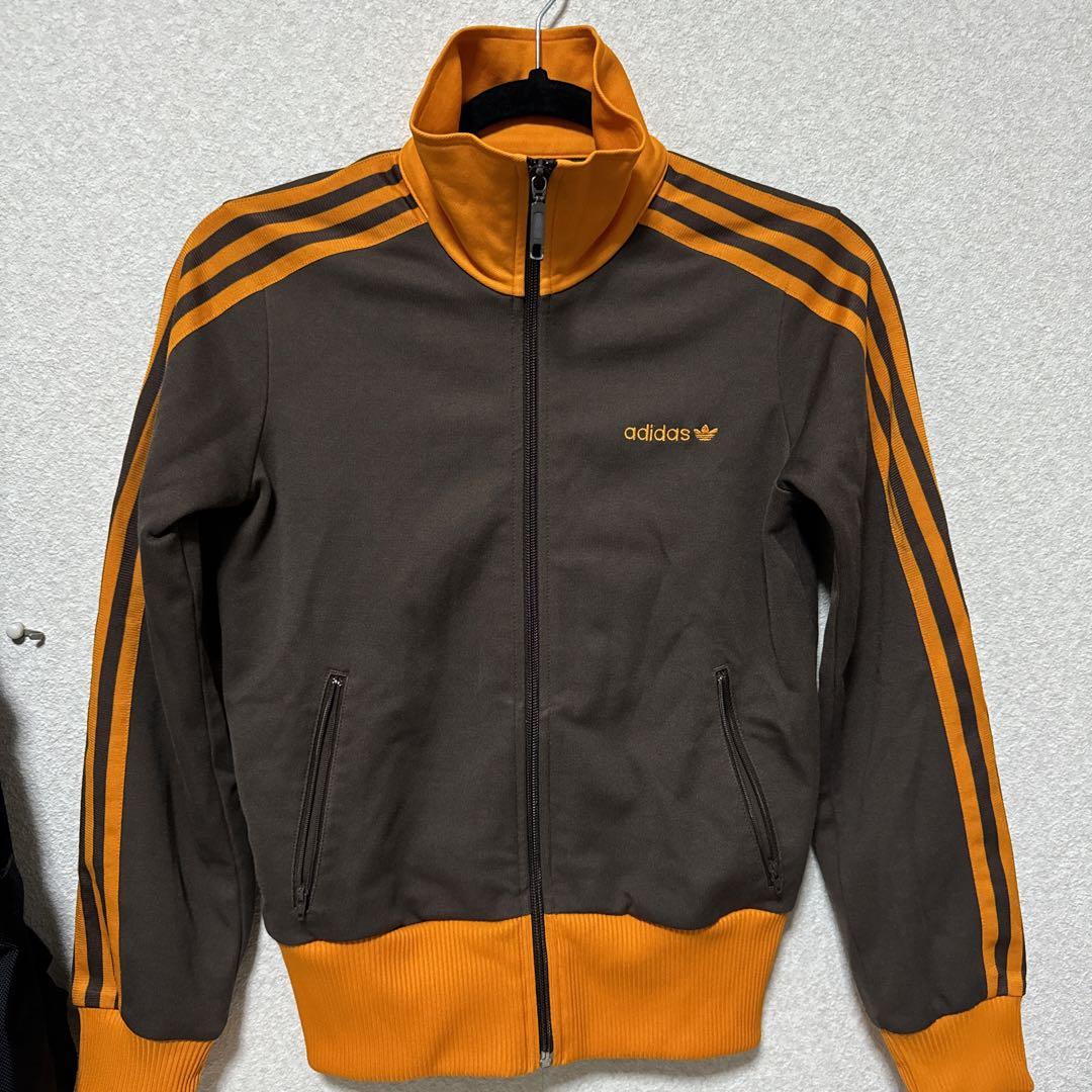 adidasアディダストラックジャケット茶色オレンジ