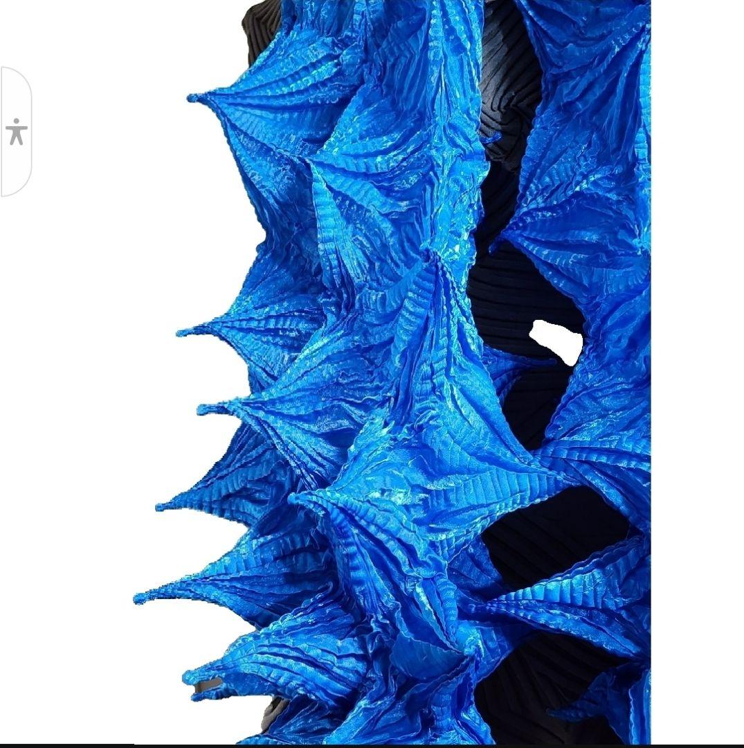 美品　ISSEY MIYAKE　イッセイミヤケ　ツンツン　スカーフ　ストール