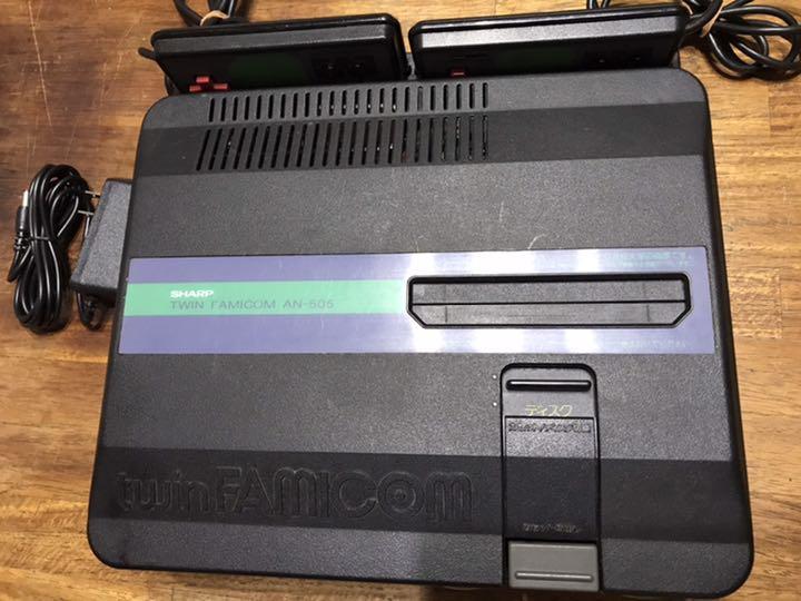 ブラック系熱い販売 ツインファミコン 本体 ベルト交換済 家庭用ゲーム本体 本・音楽・ゲームブラック系¥9,900-thepegeek.com ブラック系熱い販売 ツインファミコン 本体 ベルト交換済 家庭用ゲーム本体 本・音楽・ゲームブラック系¥9,900-thepegeek.com
