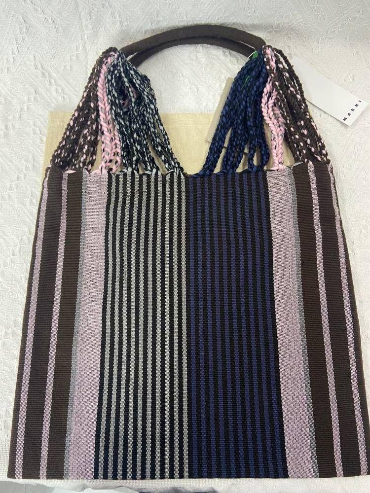 新品✨MARNIマルニ マーケット ハンモックバッグ