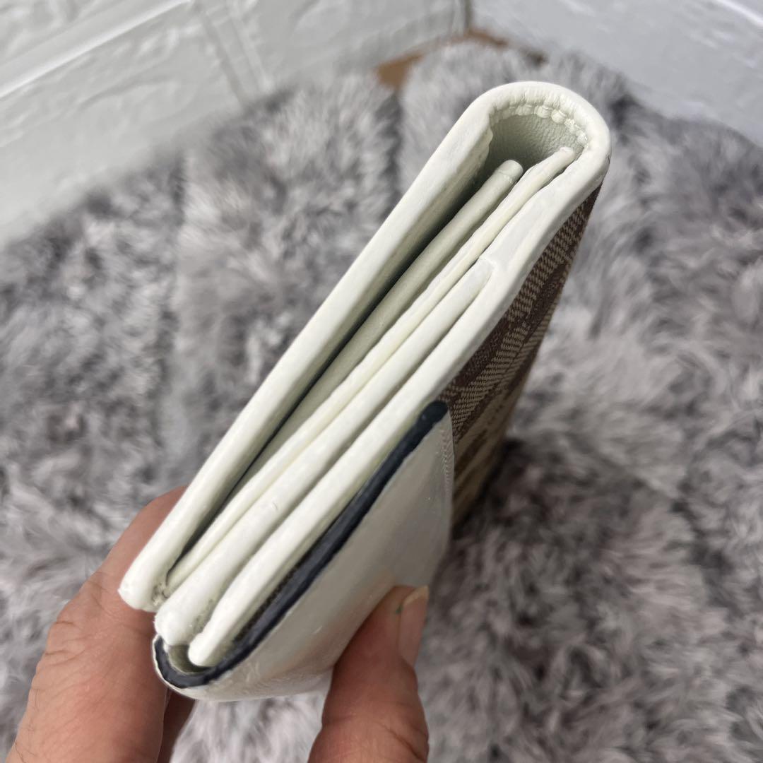 美品✨GUCCI 長財布　ラブリーハート　GGキャンバス ホワイト　レディース