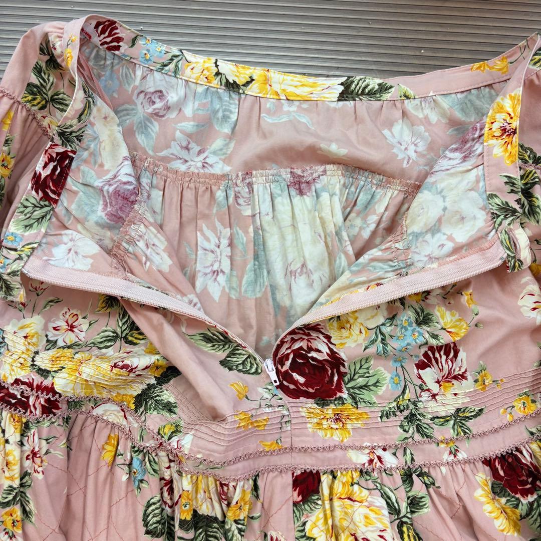 ワンダフルワールド カネコイサオ パッチワーク刺繍 フラワー総柄ロングスカート ワンダフルワールド カネコイサオ パッチワーク刺繍 フラワー総柄ロングスカート