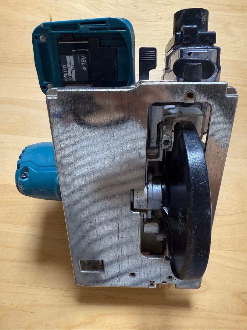 マキタ 充電式防じんマルノコ