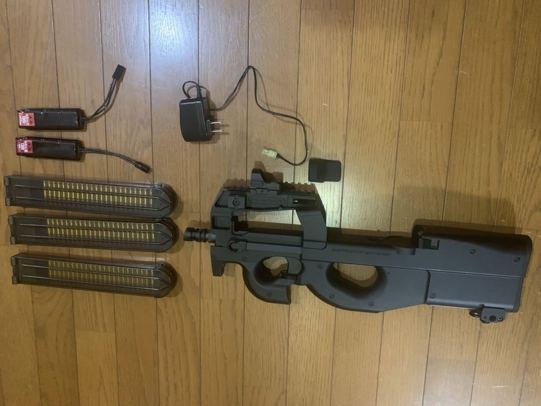 【値下げ、バラ売り不可】東京マルイ P90プラス 値下げ、バラ売り不可】東京マルイ P90プラス 一度のみ使用