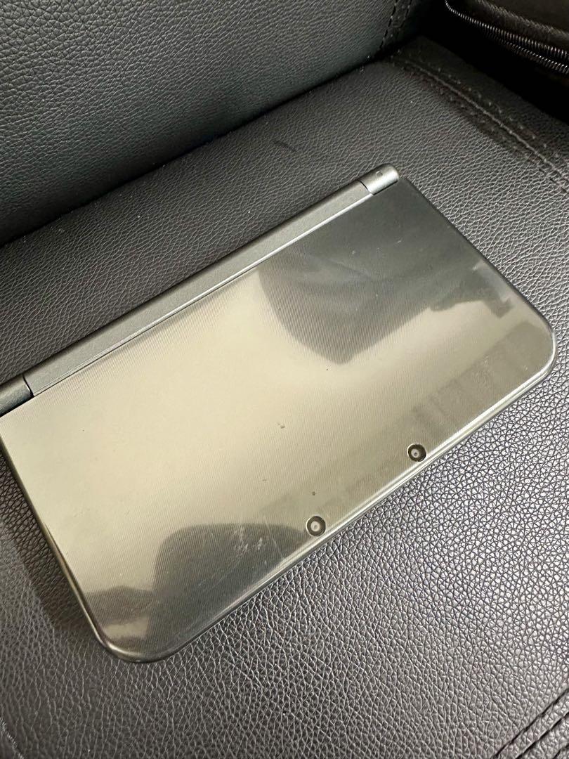【貴重】newニンテンドー3ds LL、専用ケース、ソフトセット