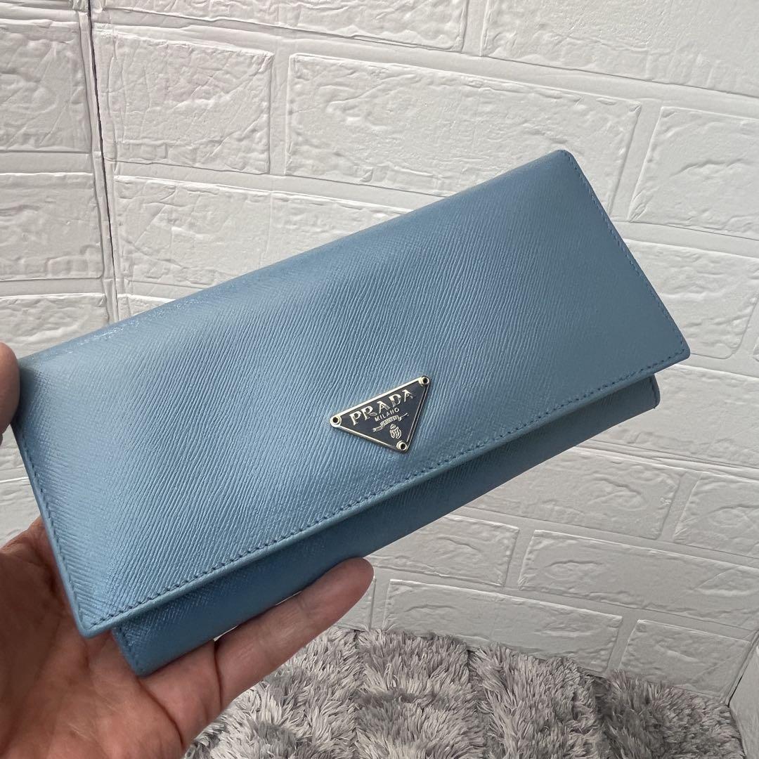 美品✨PRADA 長財布　くすみブルー　サファイアーノ　三角ロゴ　メンズ