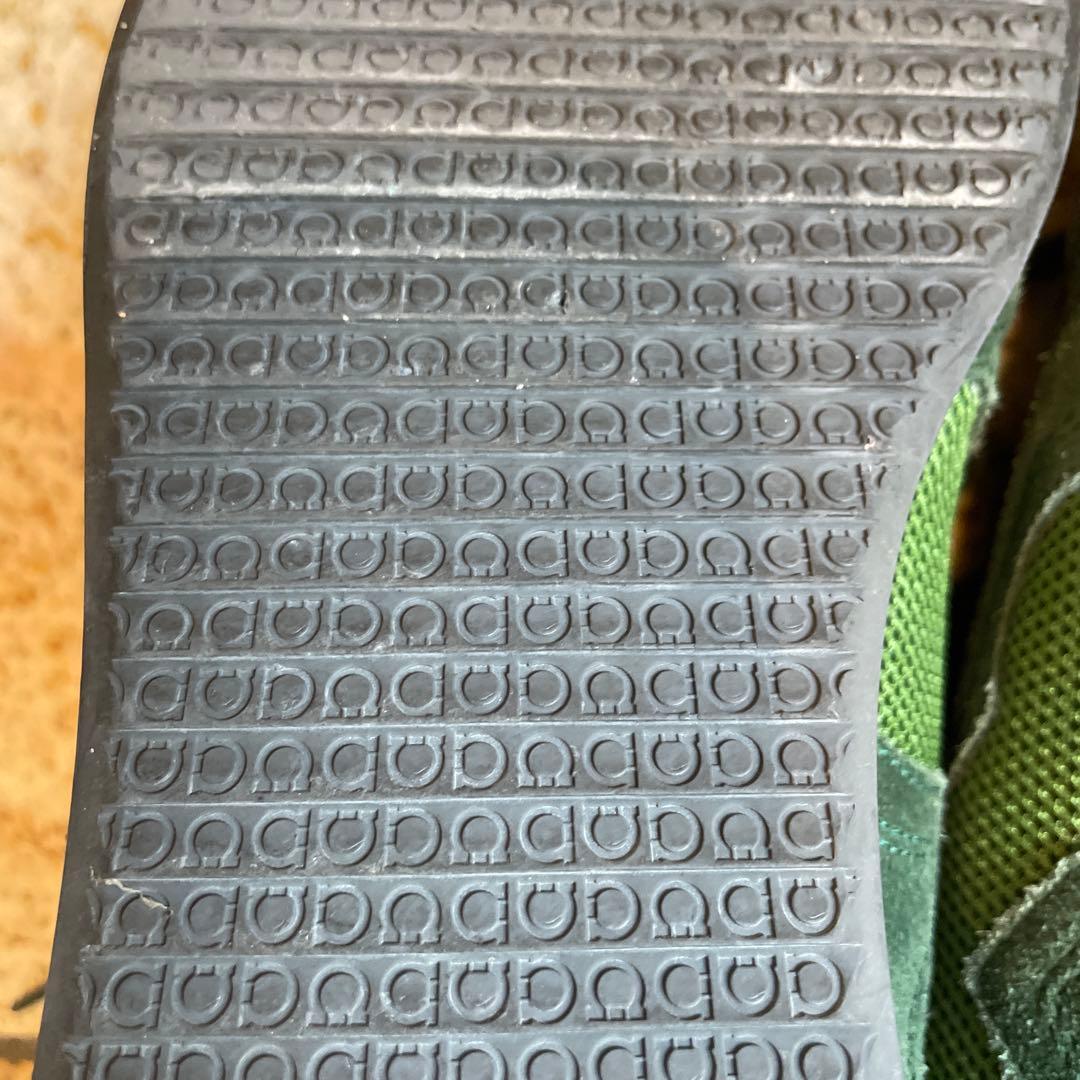 フェラガモ スエードメッシュスニーカー フェラガモ スエードメッシュスニーカー