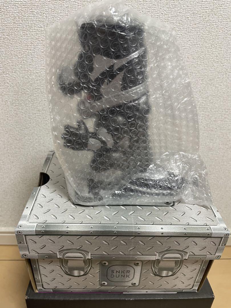 トウキョウガンズ スニーカーダンク×トウキョウソフビトイ 怪獣スニーカーヘッド