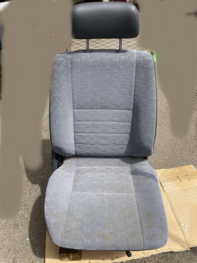 ランドクルーザー70 純正 助手席 モケットシート 画像1