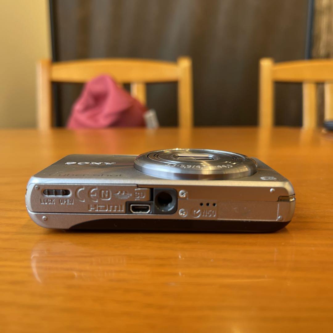 2581 SONY Cyber Shot デジカメ DSC-WX200 シルバー DSC-WX200 商品の写真 | デジタルスチルカメラ Cyber-shot