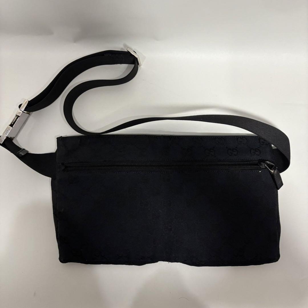 GUCCI グッチ　ウエストポーチ ボディーバッグ