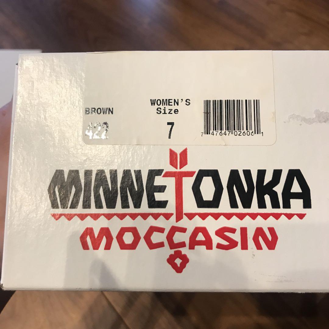 ミネトンカのモカシンブーツ