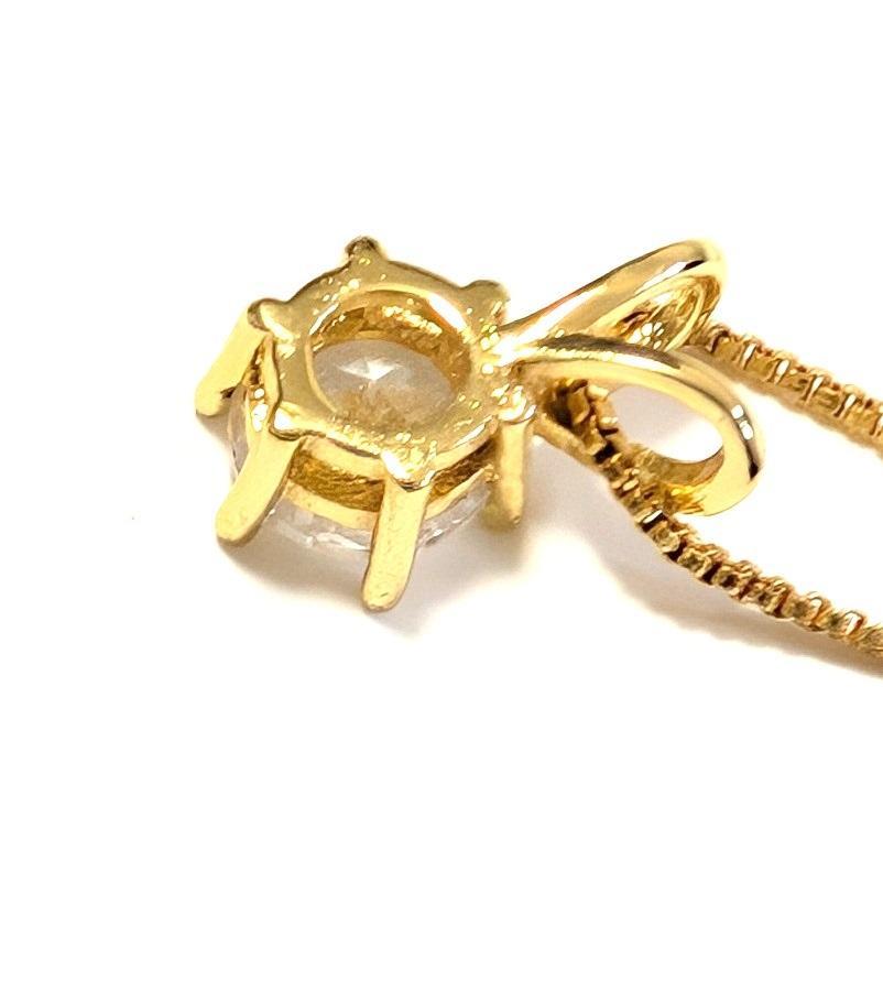 ダイヤモンドの2.4倍の煌めき 最高品質のモアサナイト！【2ct
