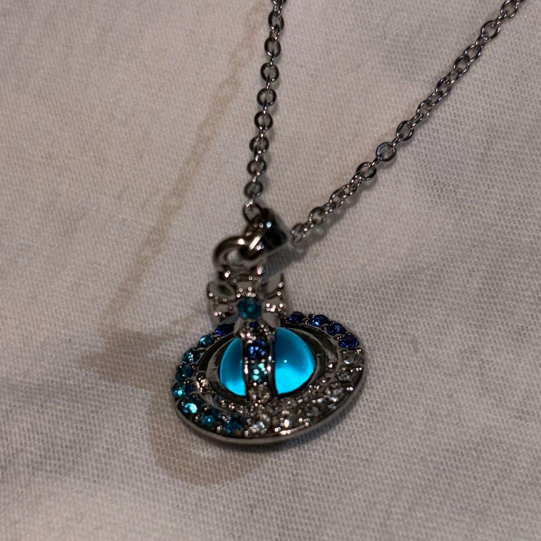 Vivienne Westwood オーブネックレス ブルー - メルカリ