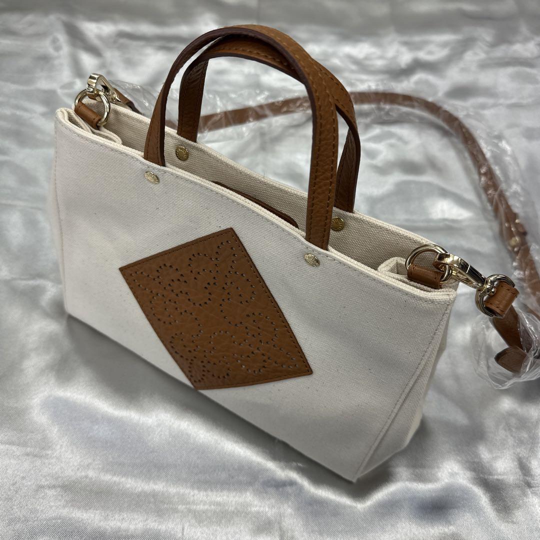 russet（ラシット）の「《SHOPPER》トートバッグ S (CE-1237