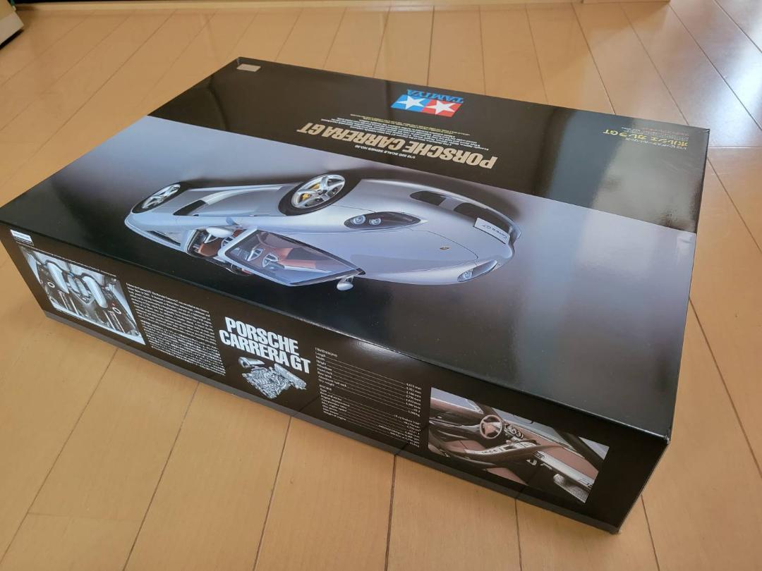 タミヤ 1/ 12 ビッグスケール ポルシェ カレラGT12050 タミヤ 1/ 12 ビッグスケール ポルシェ カレラGT12050