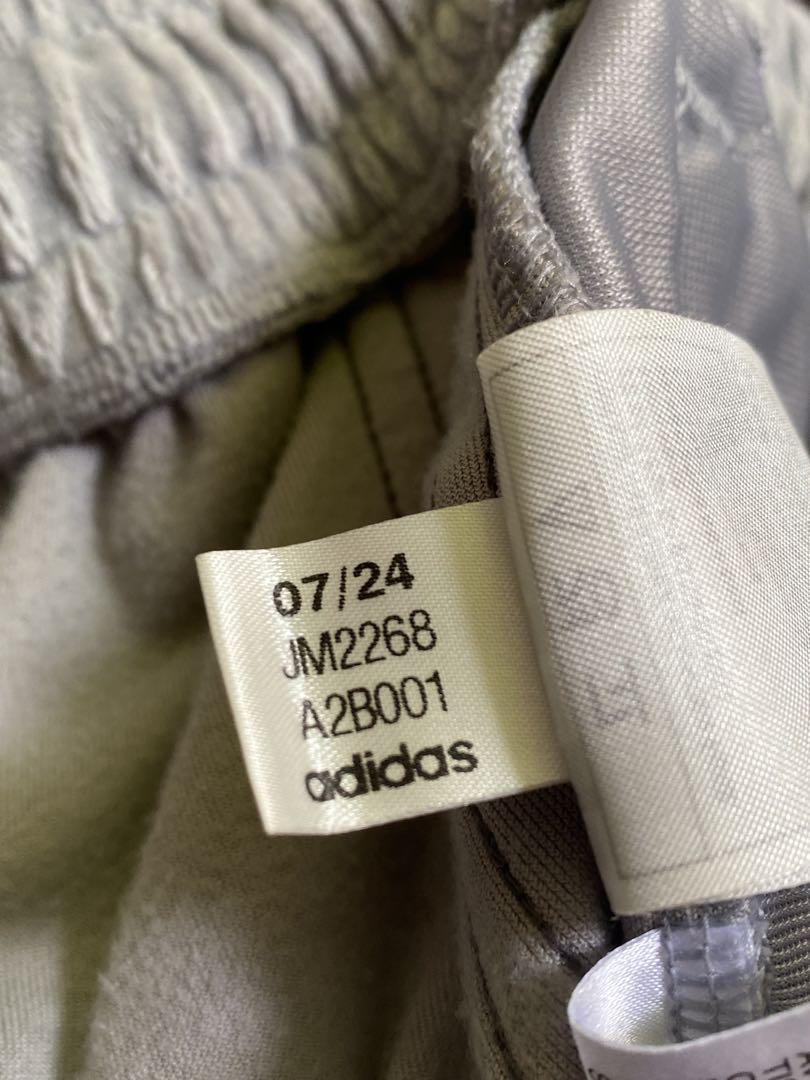 ADIDAS ベロアトラックパンツ