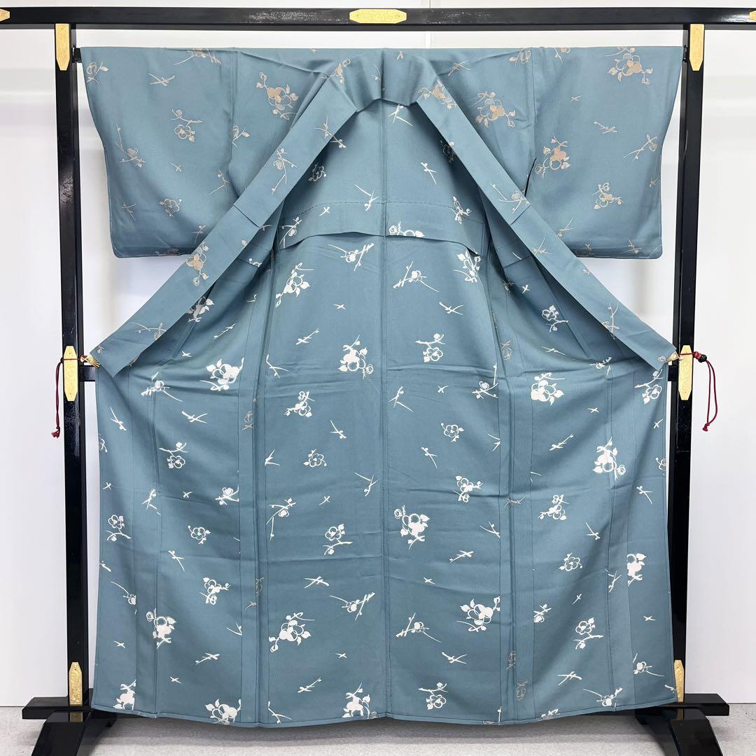 椿の花模様
