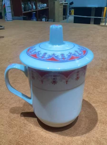 水色の花模様 蓋付きシュガーポット