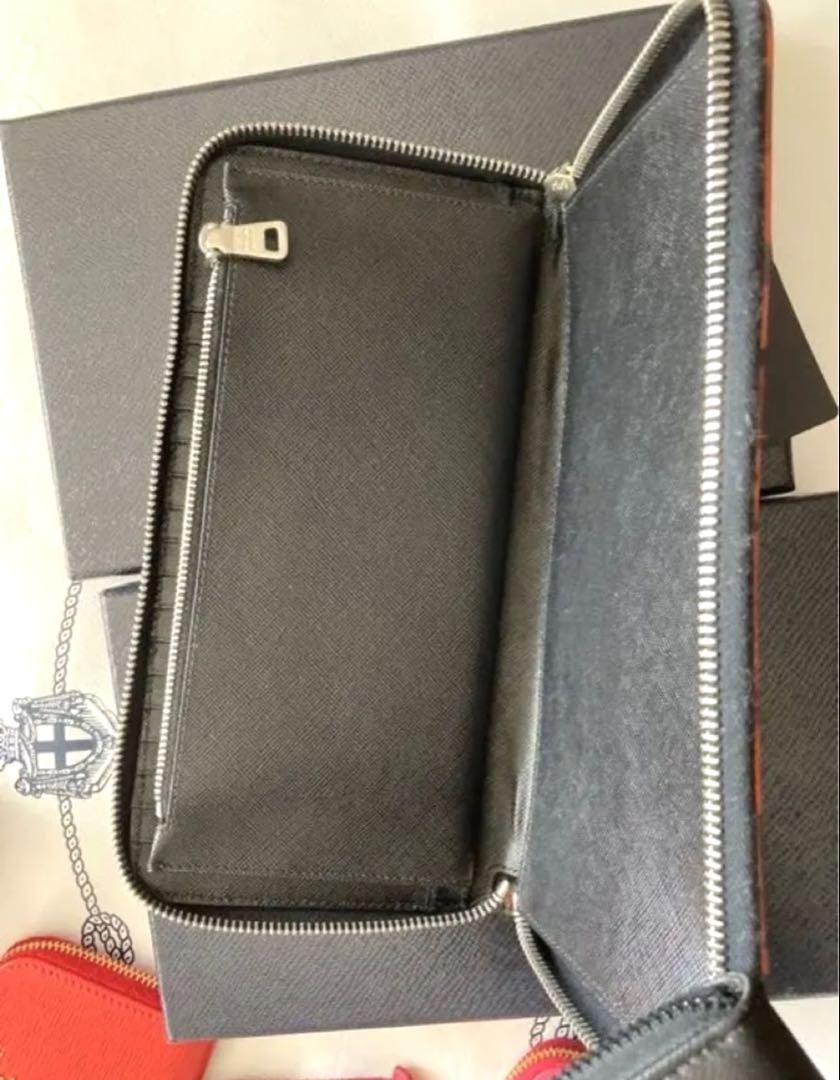 新品★プラダ★クラッチバッグ★パスポート スマホケース★長財布★カモフラ★迷彩柄