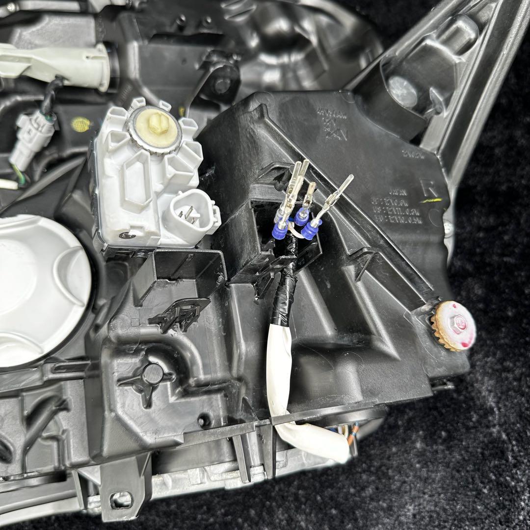 LEXUS CT200h LED ヘッドライト
