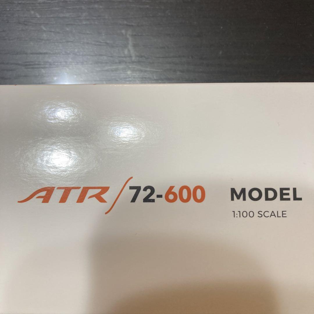 ATR 72-600 モデル 1:100 スケール - メルカリ
